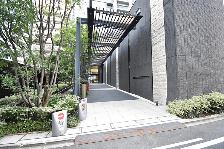 シティタワー名古屋久屋大通公園のエントランス①